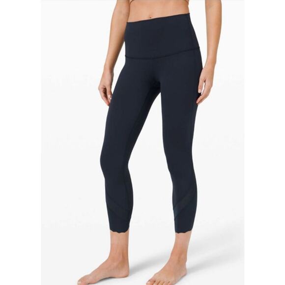 Lululemon Wunder Under Scalloped Hem High-Rise Crop 23" *Luxtreme Blue Sz 8 - Picture 1 of 10